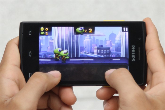 Điện thoại Philips S307