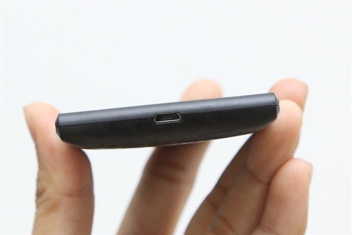 Điện thoại Philips S307