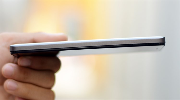 Điện thoại Lenovo A6010 Màu Đen