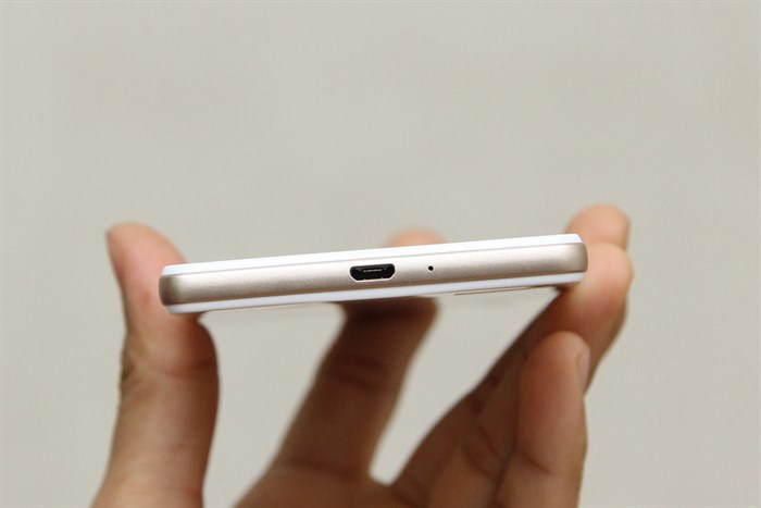 Điện thoại OPPO Neo 7