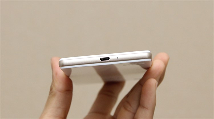 Điện thoại OPPO Neo 7