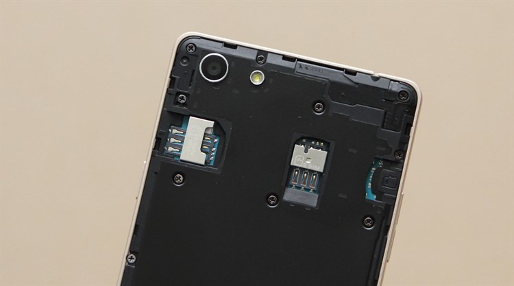 Điện thoại OPPO Neo 7