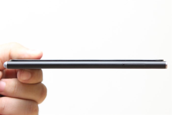 Điện thoại Obi Worldphone SF1