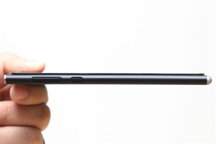 Điện thoại Obi Worldphone SF1