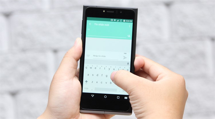 Điện thoại Obi Worldphone SF1