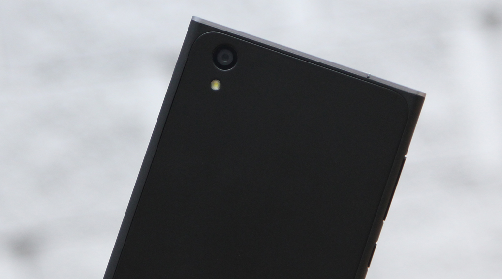 Điện thoại Obi Worldphone SF1