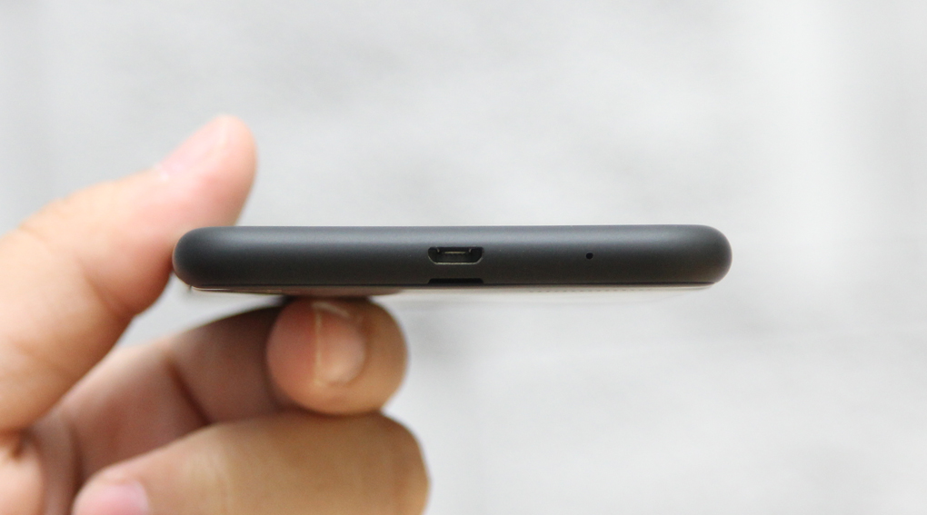 Điện thoại Obi Worldphone SJ1.5