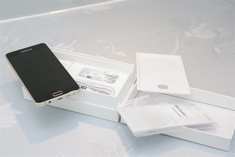 samsung galaxy A7 (2016)