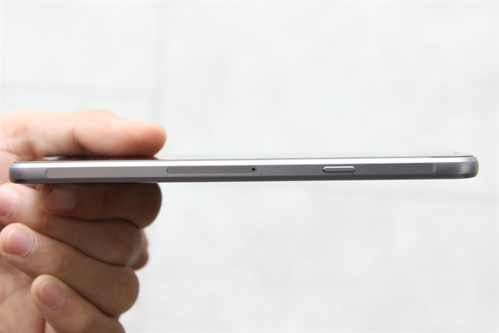 Điện thoại Samsung Galaxy A7 (2016)