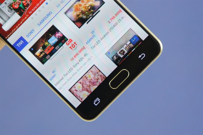 Điện thoại Samsung Galaxy A7 (2016)