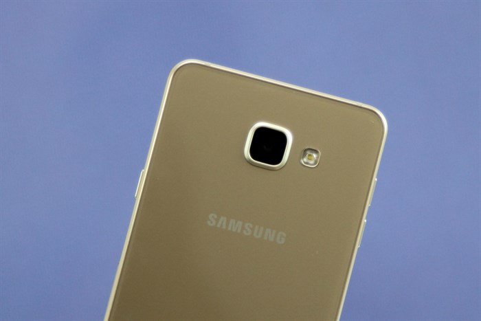 Điện thoại Samsung Galaxy A7 (2016)
