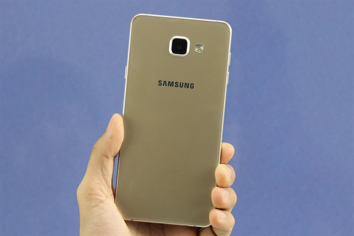 Điện thoại Samsung Galaxy A7 (2016)