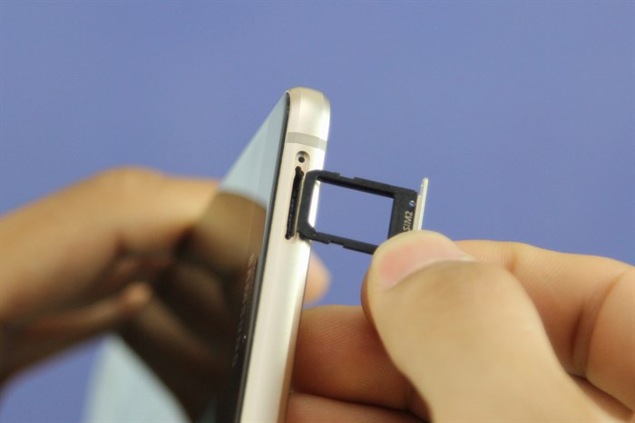 Điện thoại Samsung Galaxy A7 (2016)