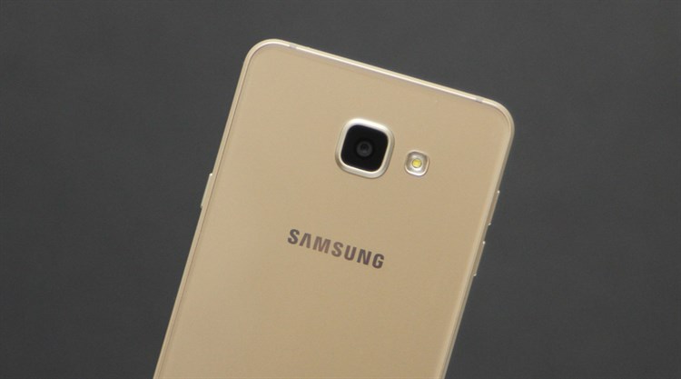 Điện thoại Samsung Galaxy A7 (2016)