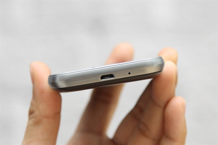 Điện thoại Samsung Galaxy J1 mini