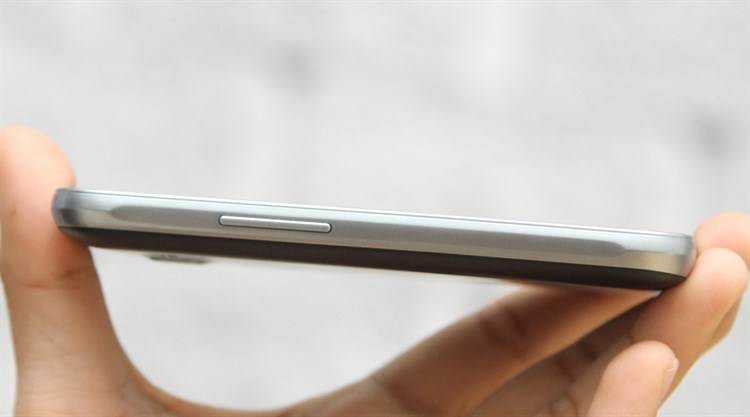 Điện thoại Samsung Galaxy J1 mini Màu Đen