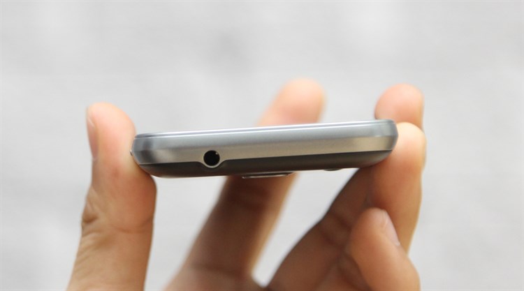 Điện thoại Samsung Galaxy J1 mini Màu Đen