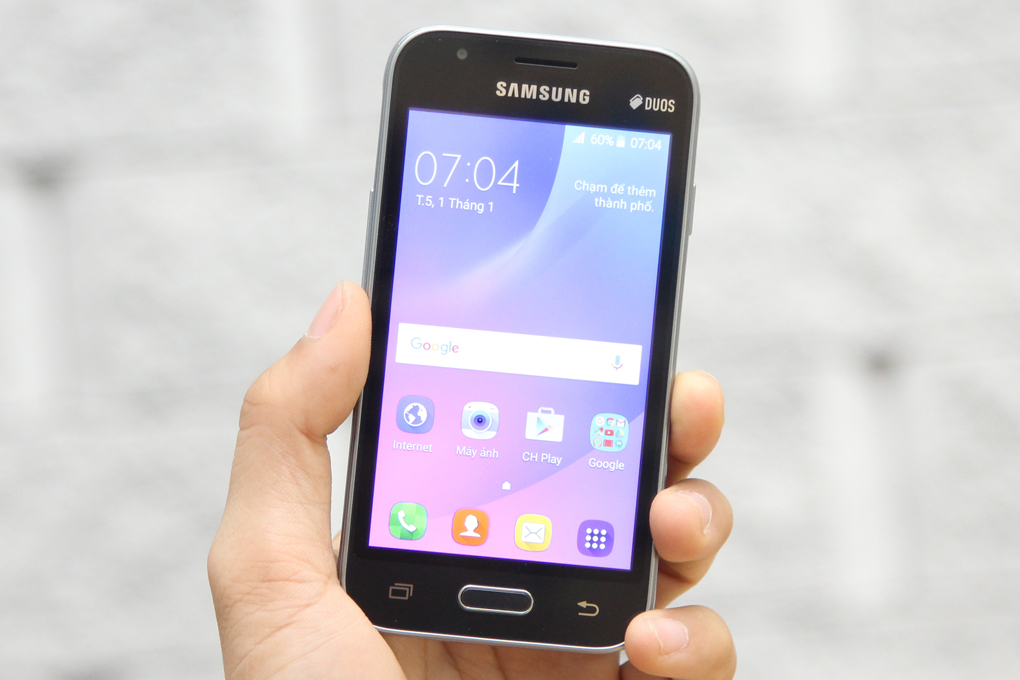 Samsung Galaxy J1 mini - 4
