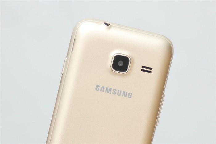 Điện thoại Samsung Galaxy J1 mini