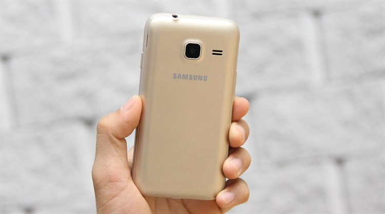 Điện thoại Samsung Galaxy J1 mini Màu Vàng đồng
