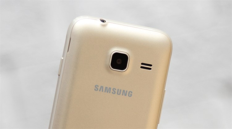 Điện thoại Samsung Galaxy J1 mini Màu Vàng đồng