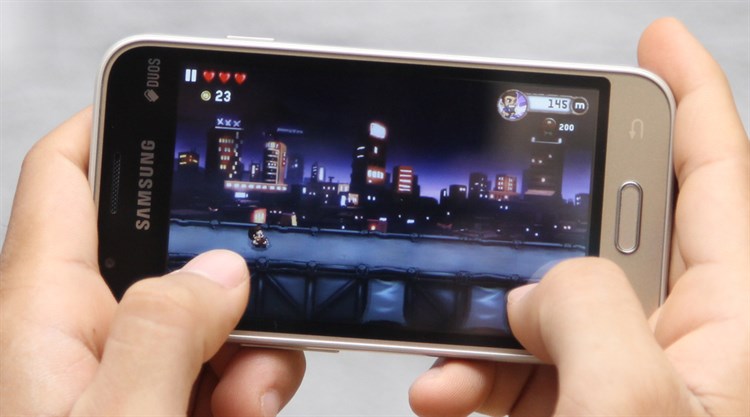 Điện thoại Samsung Galaxy J1 mini Màu Vàng đồng