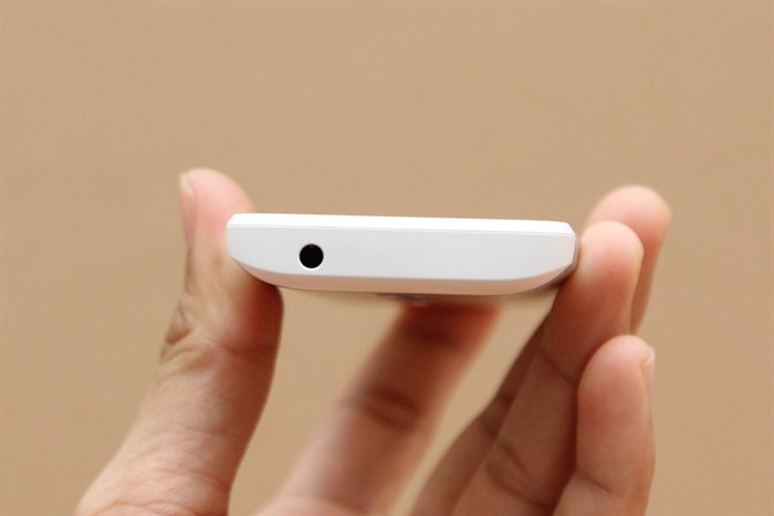 Điện thoại Nokia 230 Dual SIM