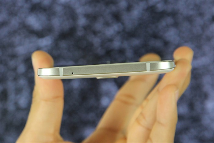 Điện thoại Samsung Galaxy A8VE (A800I)