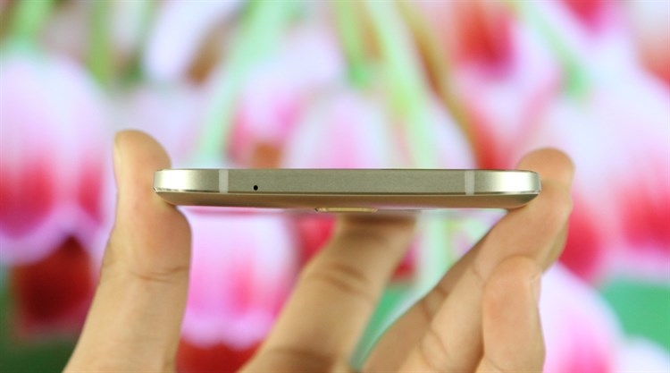 Điện thoại Samsung Galaxy A8VE (A800I)