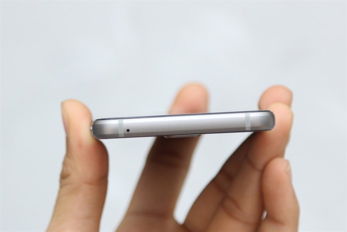 Điện thoại Samsung Galaxy A3 2016 Màu Đen