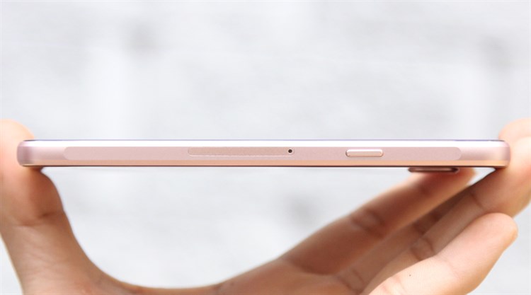 Điện thoại Samsung Galaxy A3 2016 Màu Hồng