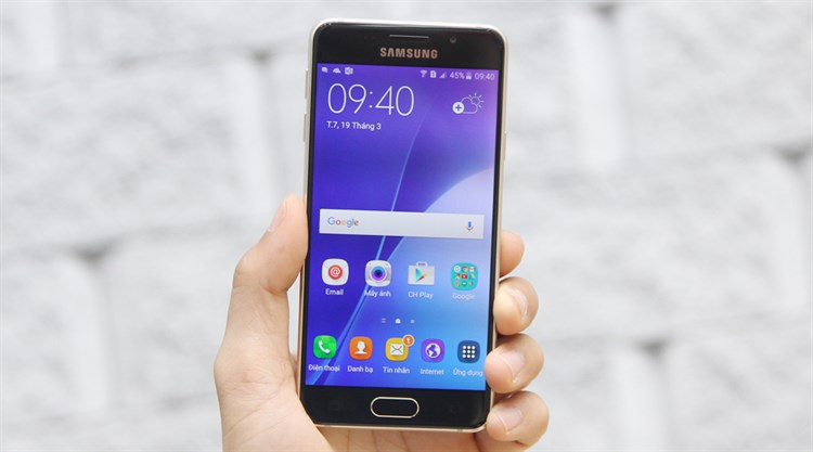Điện thoại Samsung Galaxy A3 2016 Màu Vàng đồng