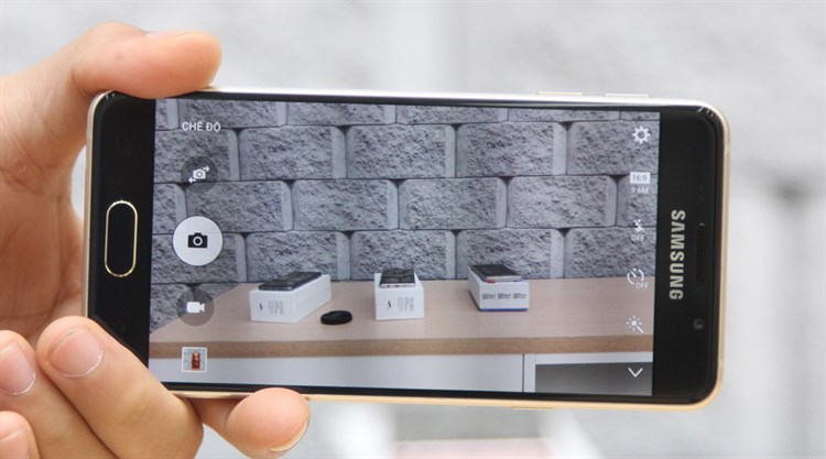 Điện thoại Samsung Galaxy A3 2016 Màu Vàng đồng