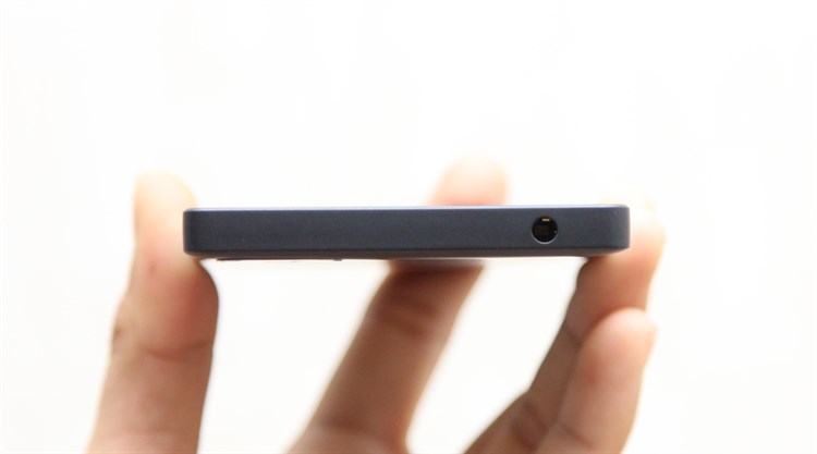 Điện thoại Mobiistar LAI Yuna