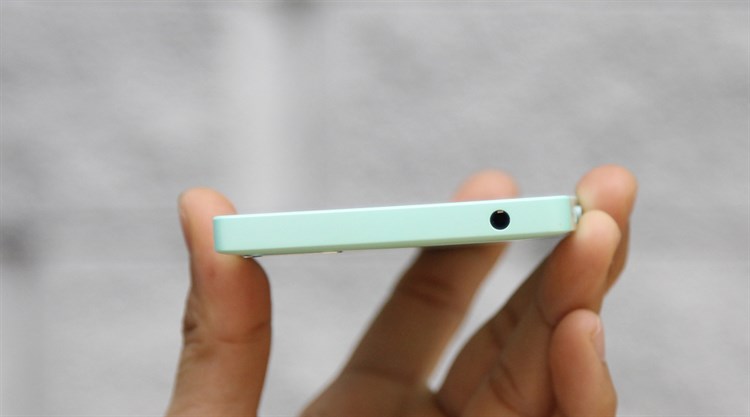 Điện thoại Mobiistar LAI Yuna