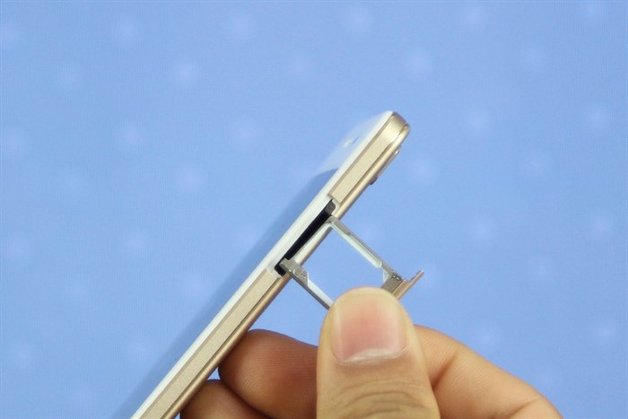 Điện thoại Mobell Nova X