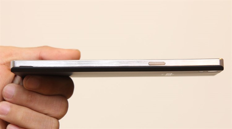 Điện thoại Mobiistar LAI Zumbo