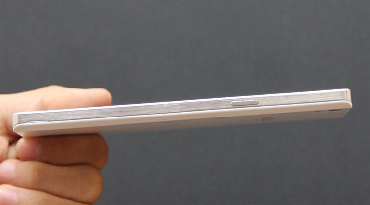 Điện thoại Mobiistar LAI Zumbo