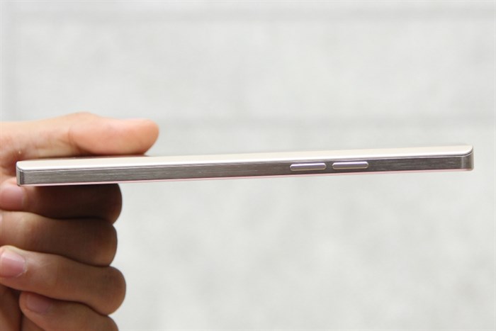 Điện thoại Mobiistar LAI Zumbo