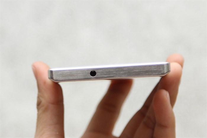 Điện thoại Mobiistar LAI Zumbo