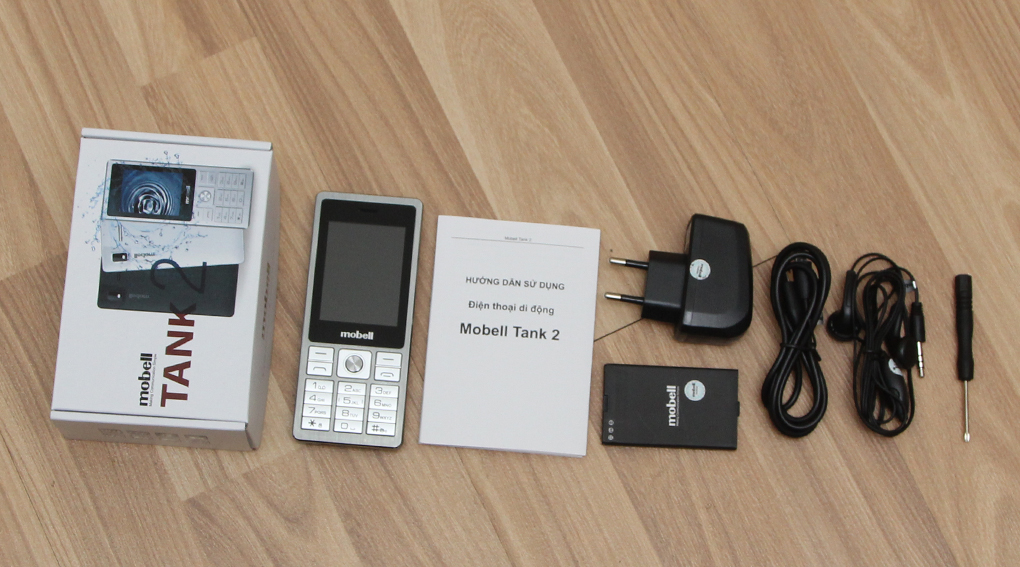 Bộ sản phẩm gồm: Hộp, Pin, Sạc, Tai nghe, Sách hướng dẫn, Cáp, Vít mở nắp lưng