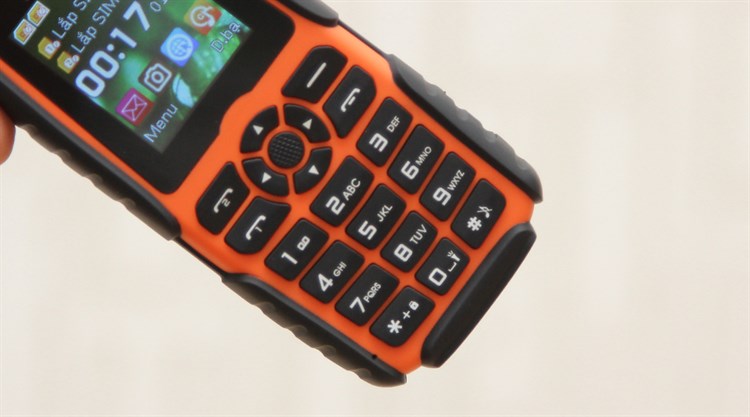 Điện thoại Mobell Rock