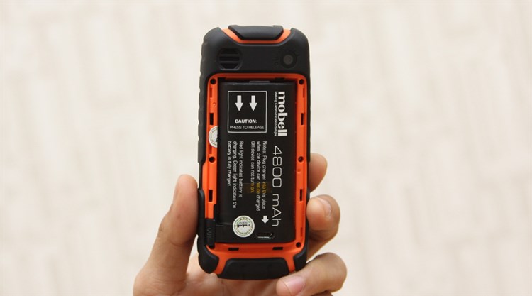 Điện thoại Mobell Rock