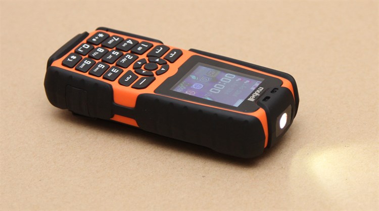 Điện thoại Mobell Rock