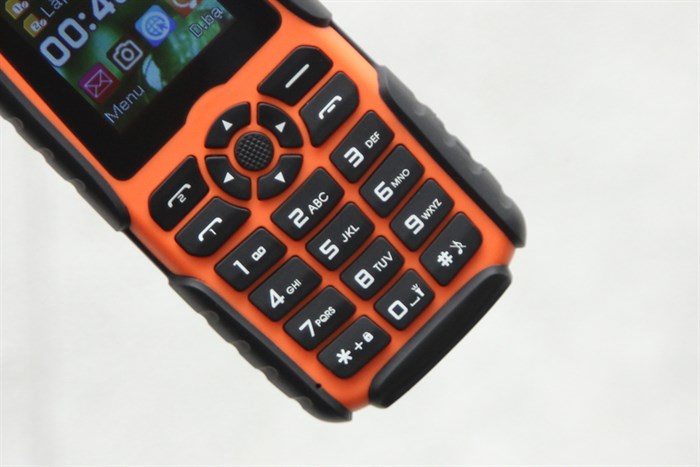 Điện thoại Mobell Rock