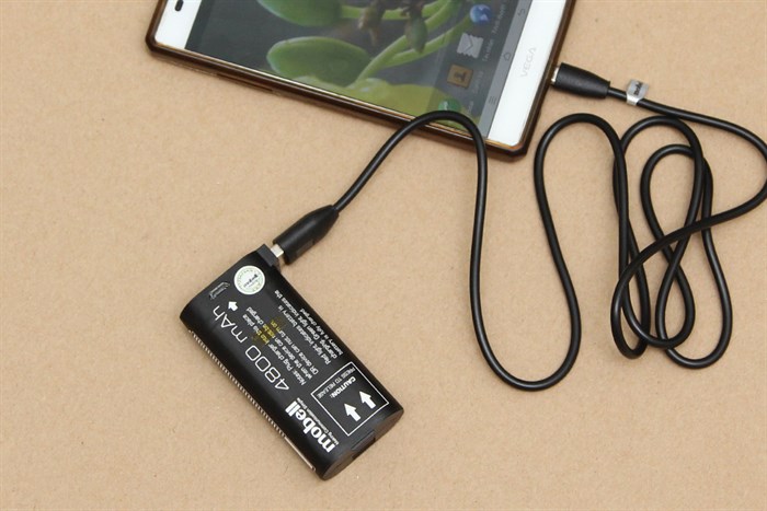 Điện thoại Mobell Rock