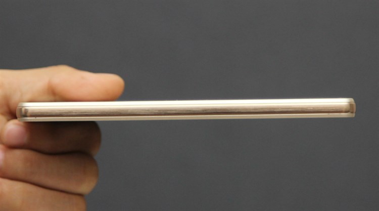 Điện thoại Huawei P8 Lite