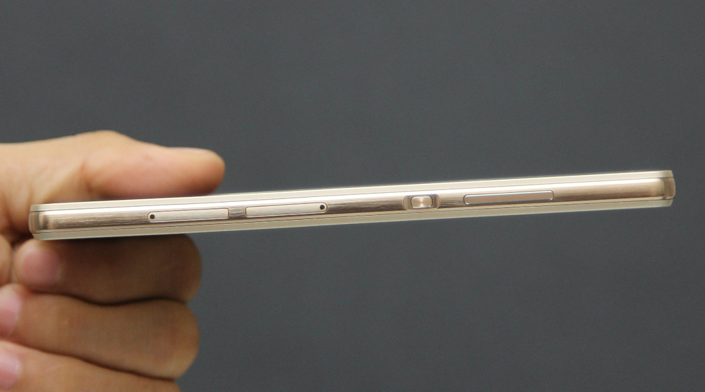 Điện thoại Huawei P8 Lite