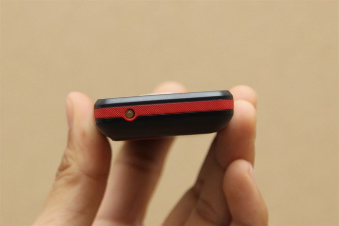 Điện thoại Mobell M289