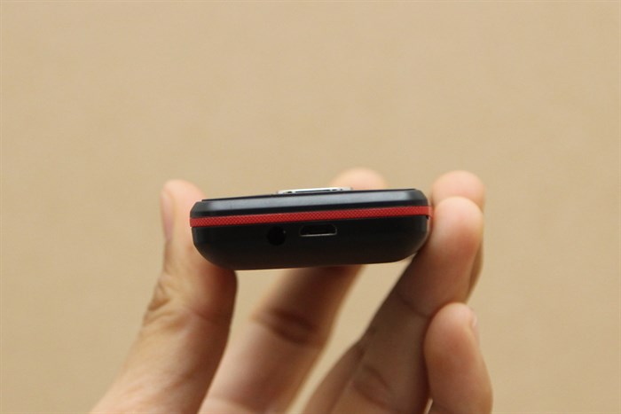 Điện thoại Mobell M289